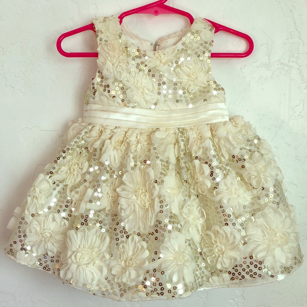 NWOT Ivory Princess Dress with sequins