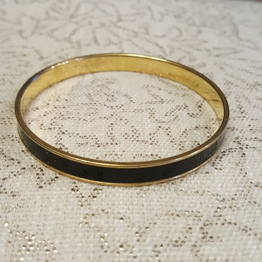 Black and gold bangle