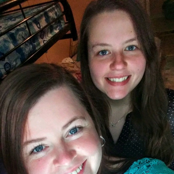 Meet your Posher, Breanna - Picture 1 of 1