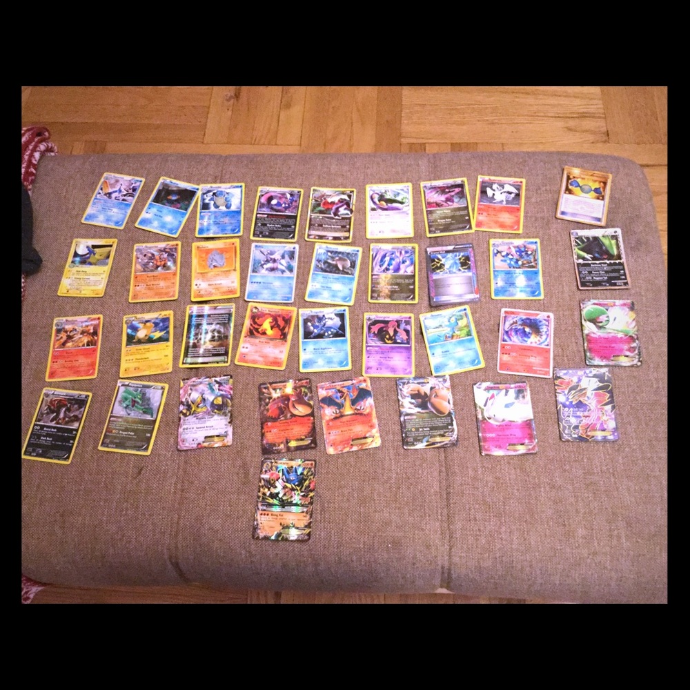 Pokémon cards! 36 Rare Pokémon cards
