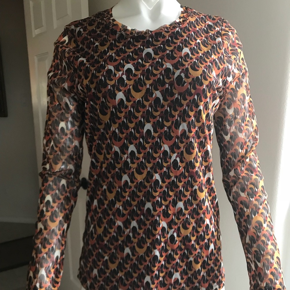 NWT ivy jane double layer mesh dot top