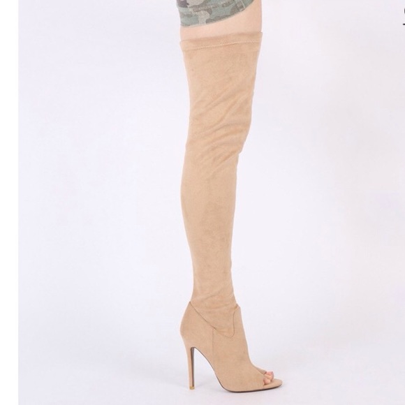 LAST One peeptoe Overknee boot in nude - Picture 6 of 7