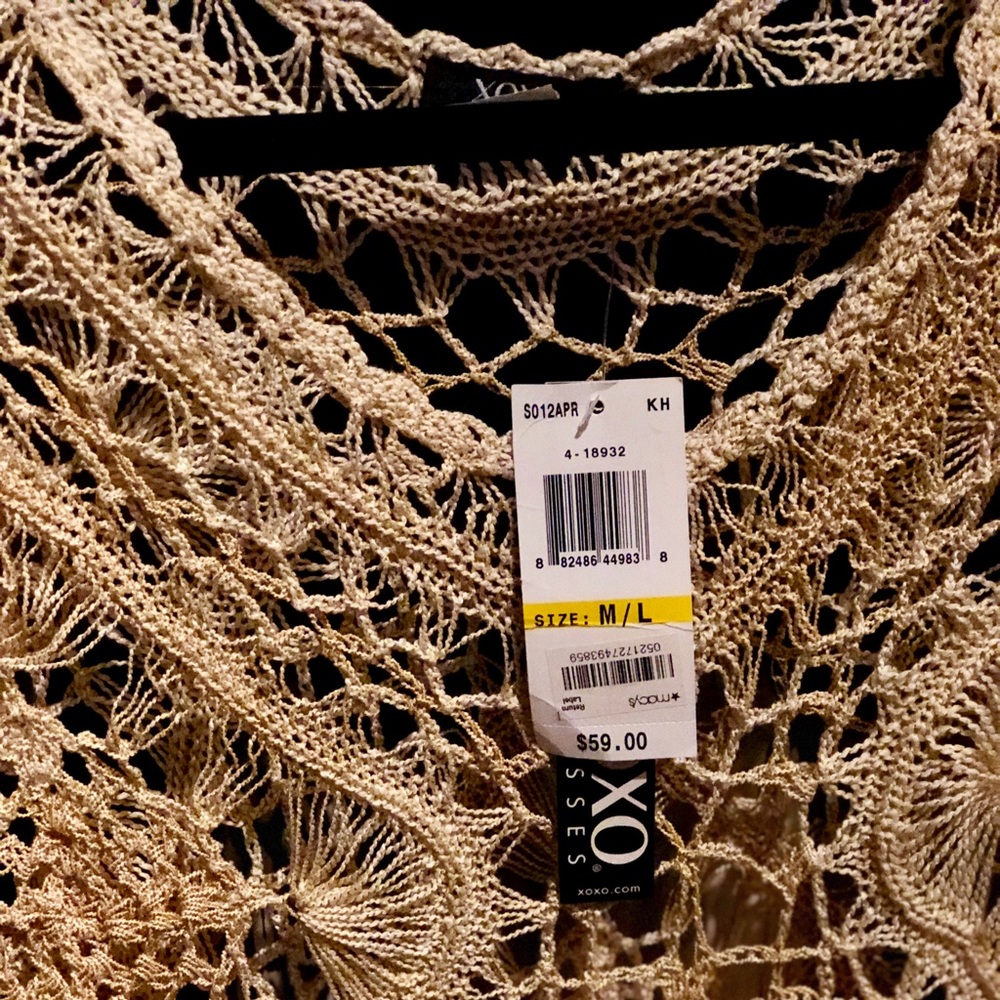Shirt - Picture 4 of 4