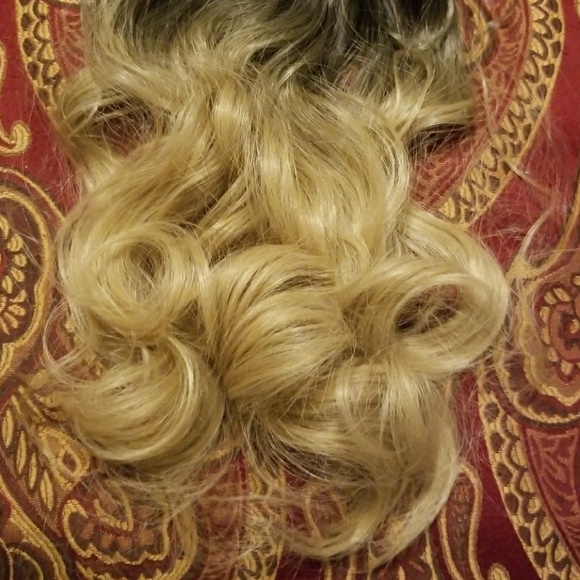 Ombre Blonde Full Head Clip in Extension main image 8