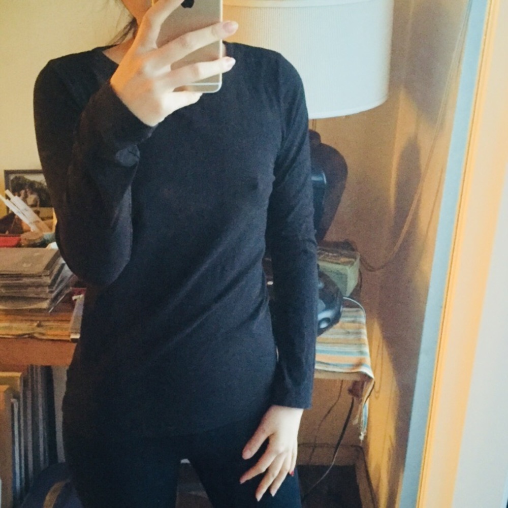 ❤️CK basic black tee - Picture 2 of 4