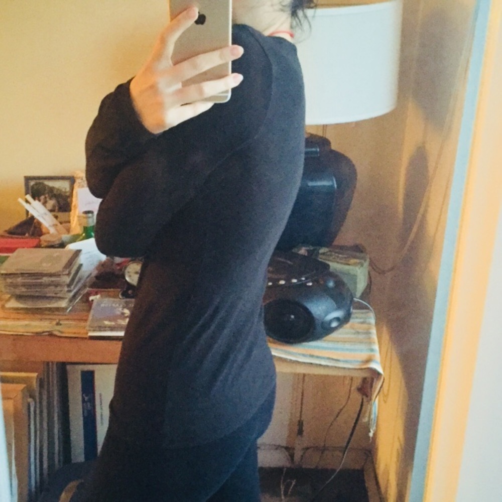 ❤️CK basic black tee - Picture 3 of 4