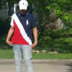 Meet your Posher, Devin