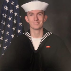 Meet your Posher, Devin