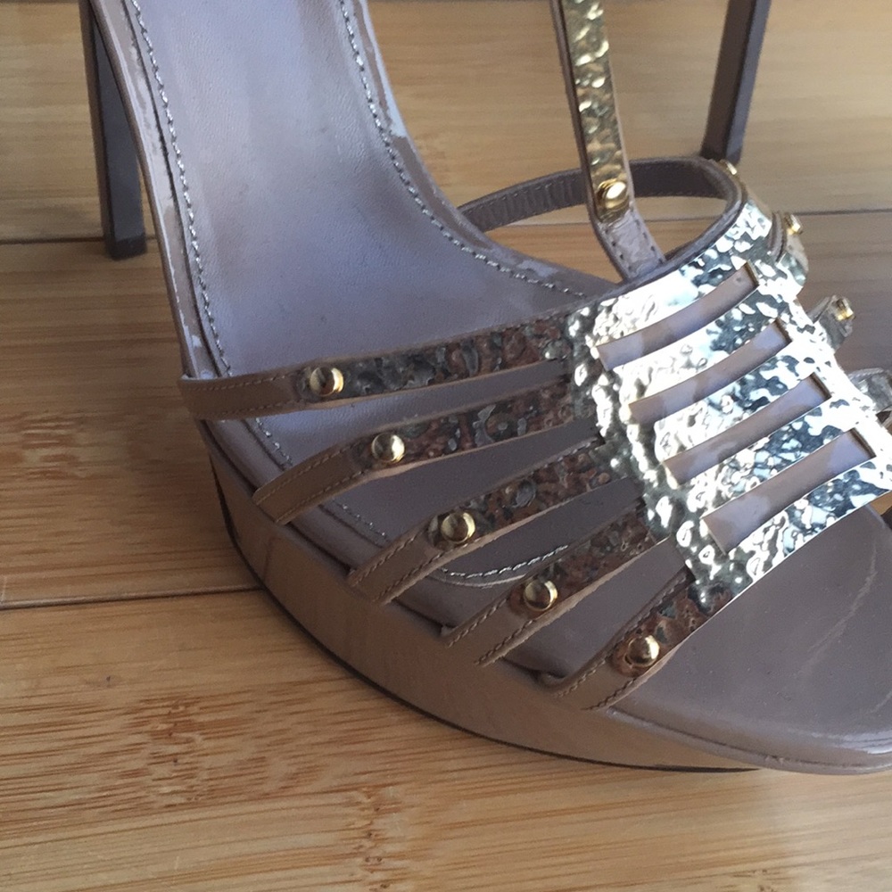 NWT Sergio Rossi Gold/Nude Heels - Picture 3 of 8