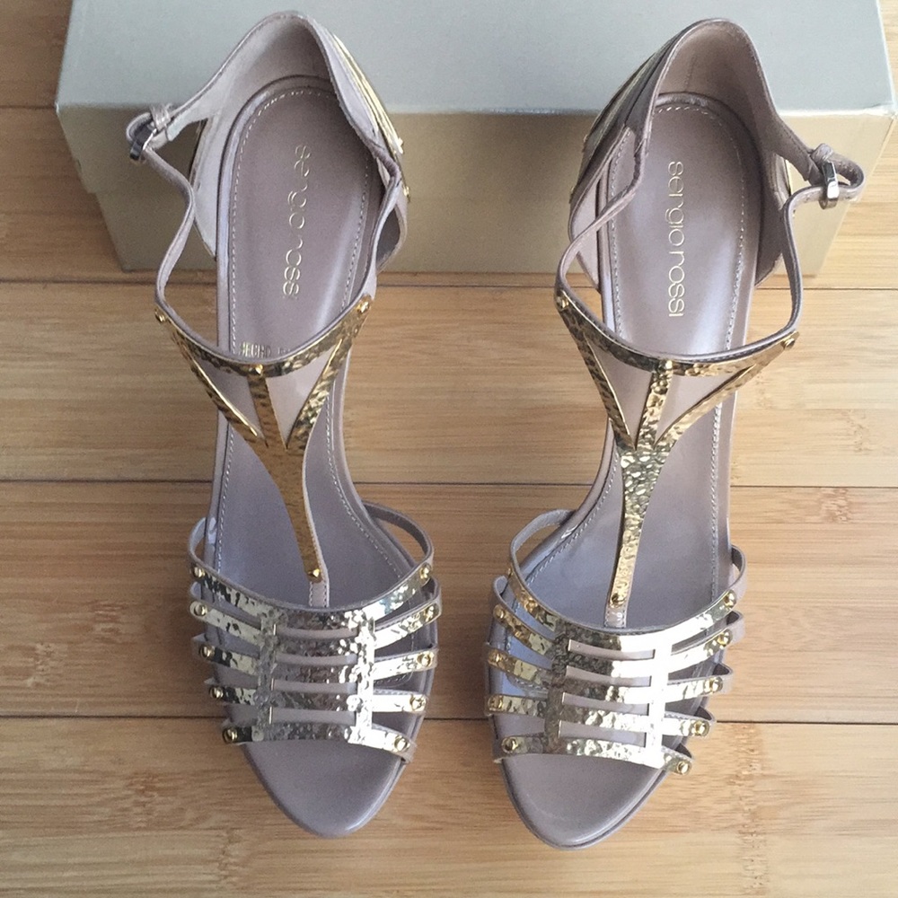 NWT Sergio Rossi Gold/Nude Heels - Picture 6 of 8