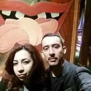 Meet your Posher, Reyes