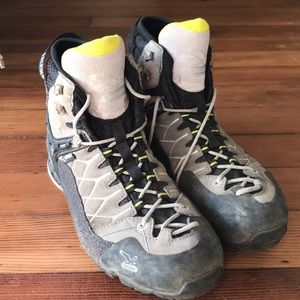 Salewa Gortex Hiking Boots Smoke/Steel USA Size 10