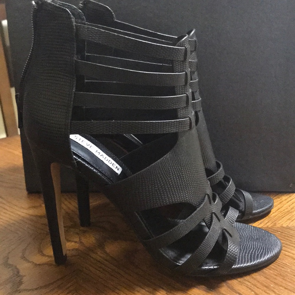 Steve Madden Pumps