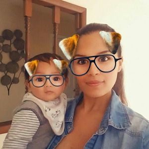 Meet your Posher, Solis