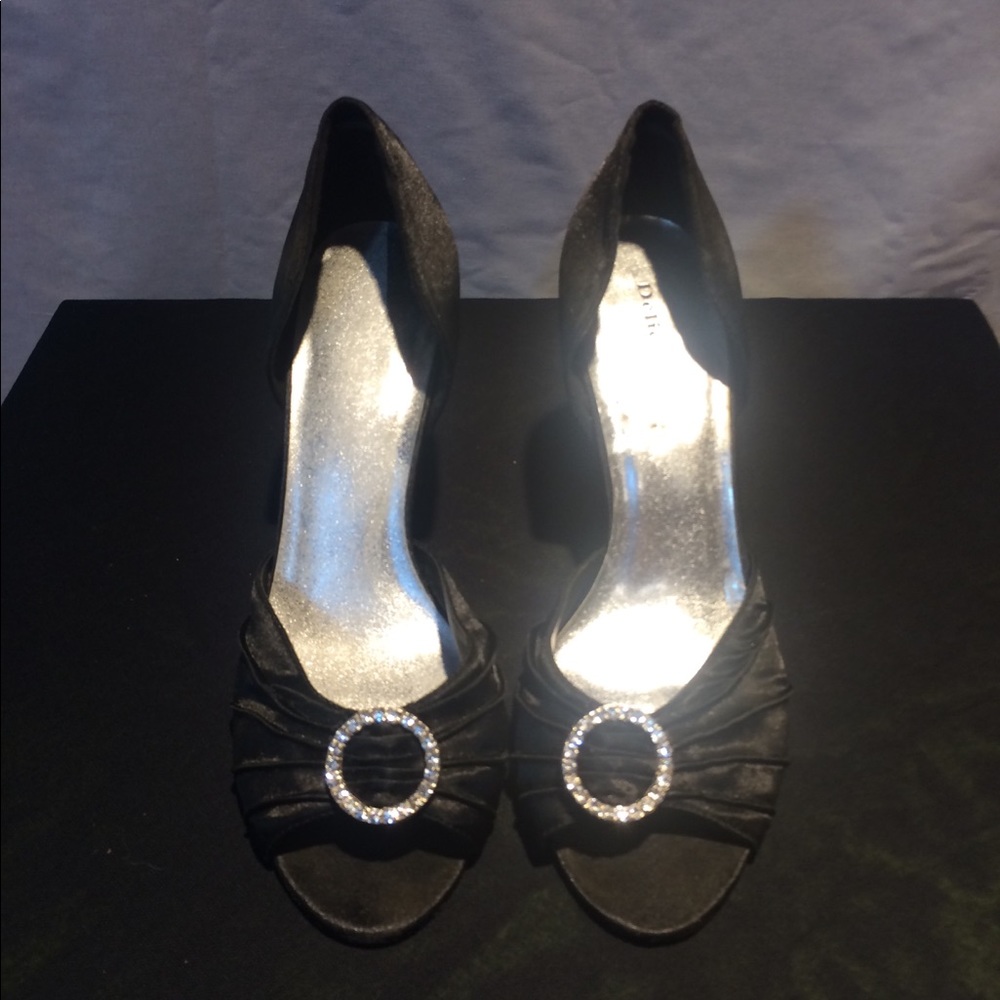 {Delicious} Sz 9 Satin D’orsay peep toe bling