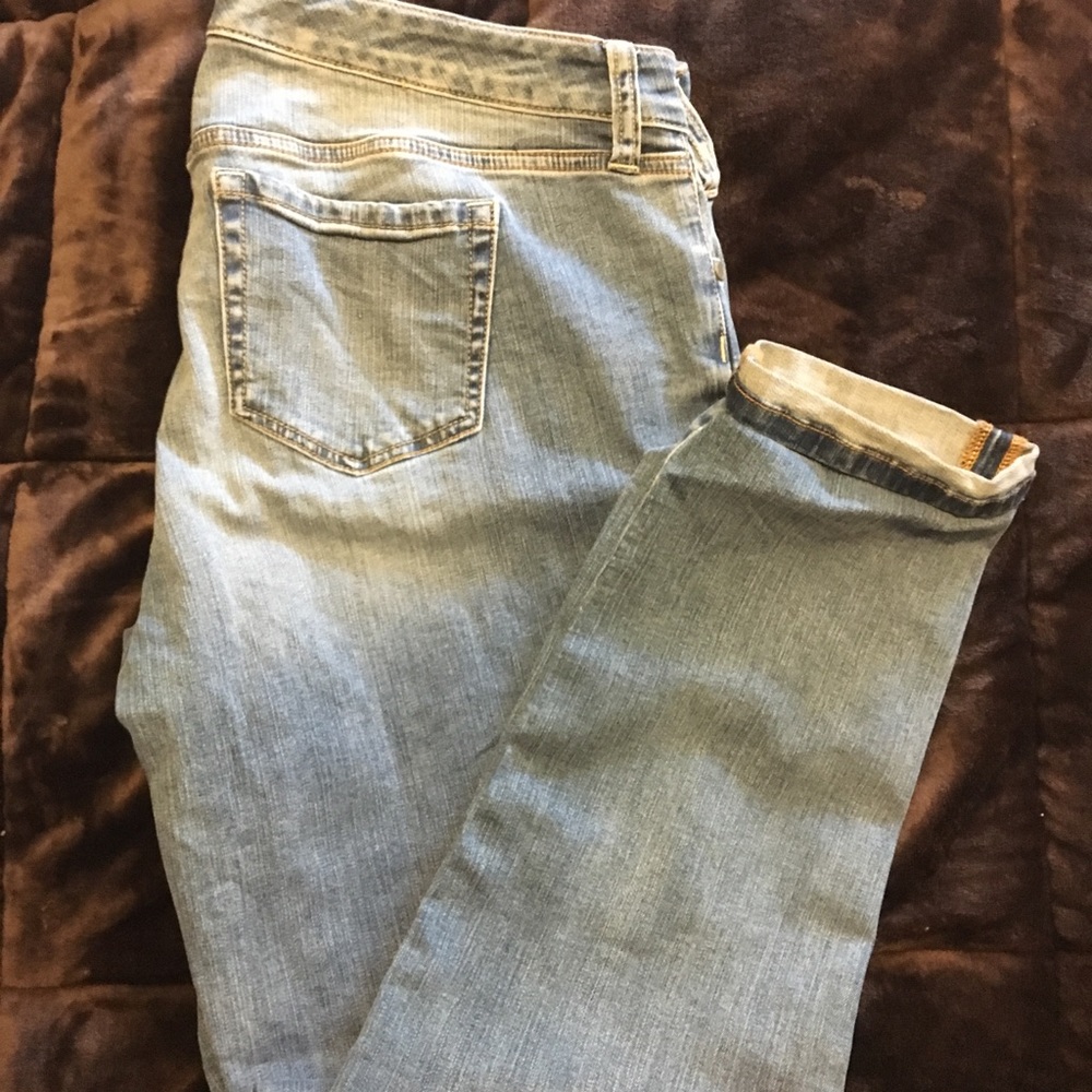 Torrid boyfriend jeans NWOT
