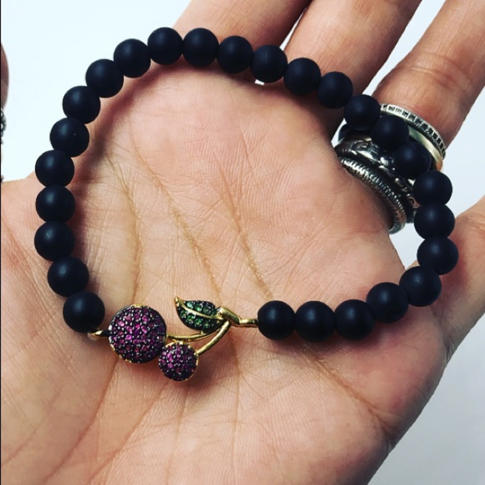 Genuine Onyx yellow gold plated cz cherry bracelet - Picture 4 of 8