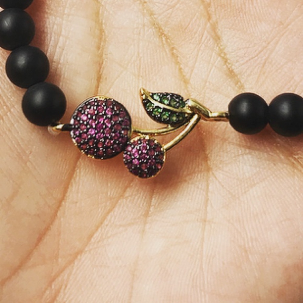 Genuine Onyx yellow gold plated cz cherry bracelet - Picture 2 of 8