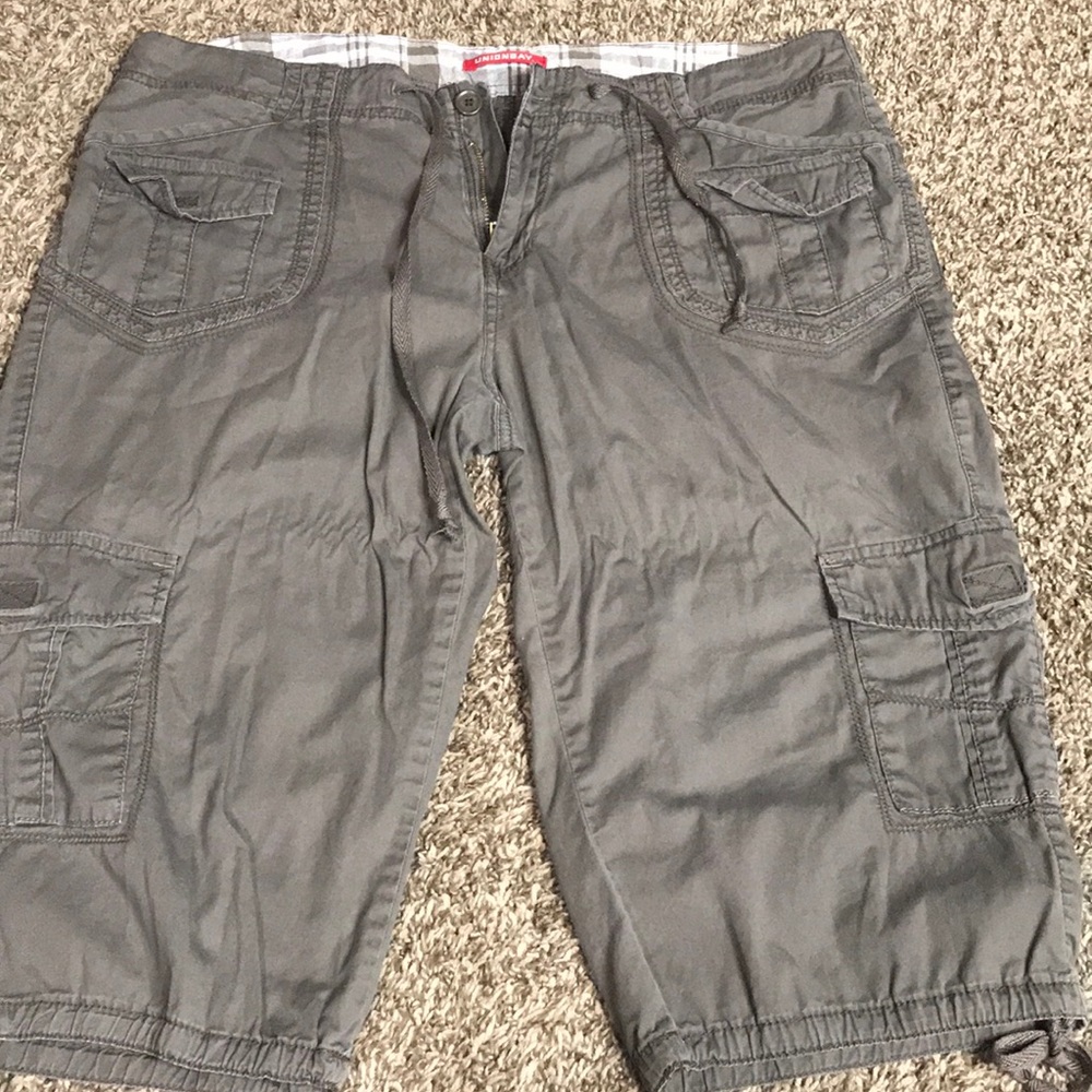Women’s size 13 Union Bay Cargo pants