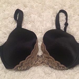 Black with Lace Trim Soma Enhancing Shape Bra