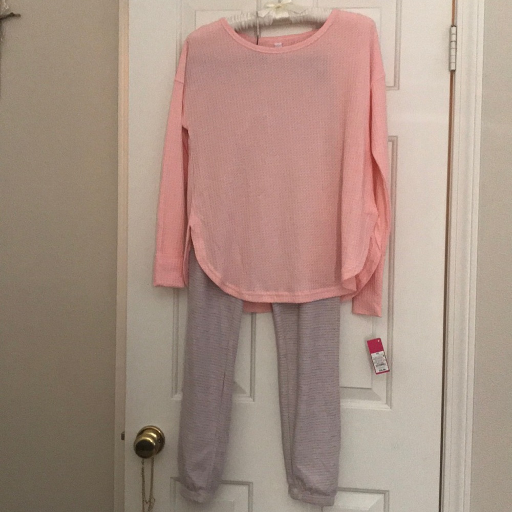 Super cute pink pj set