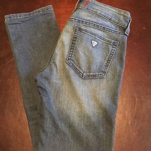 Guess Medium Rise Skinny