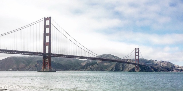 Poshmark banner for @maria