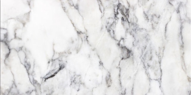 Poshmark banner for @breezy