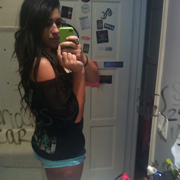 vickiposess