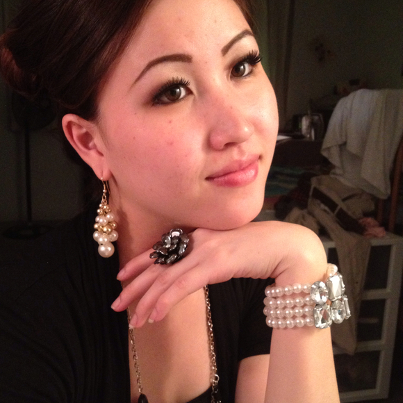 Poshmark profile picture for @xor