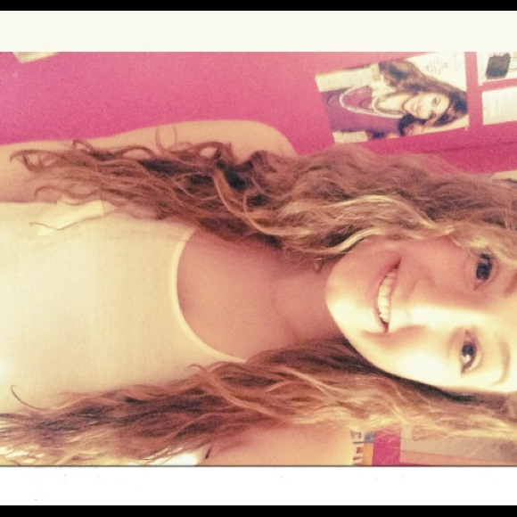 nicoleeg19