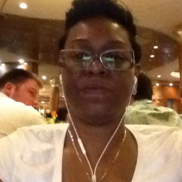 Poshmark profile picture for @ship