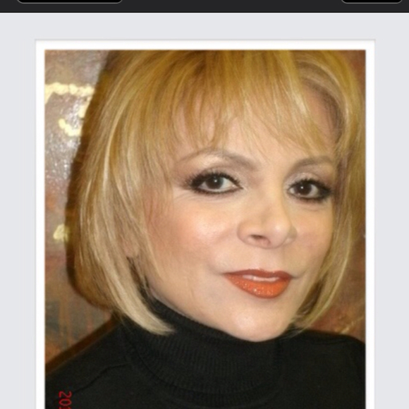 Poshmark profile picture for @hair