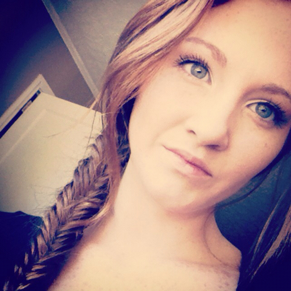 Poshmark profile picture for @riss
