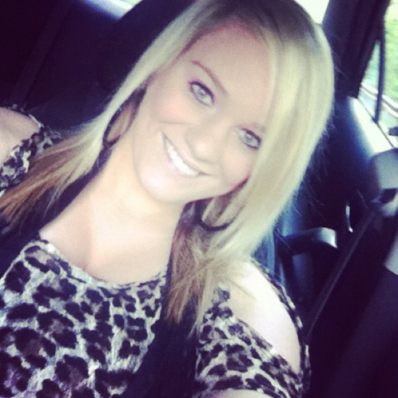 Poshmark profile picture for @shh