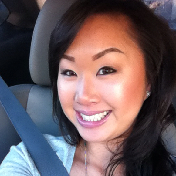 Poshmark profile picture for @emem
