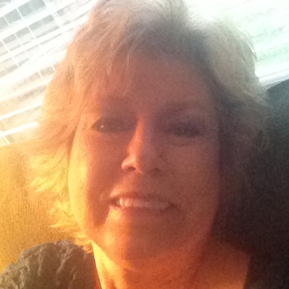 Poshmark profile picture for @tennessee