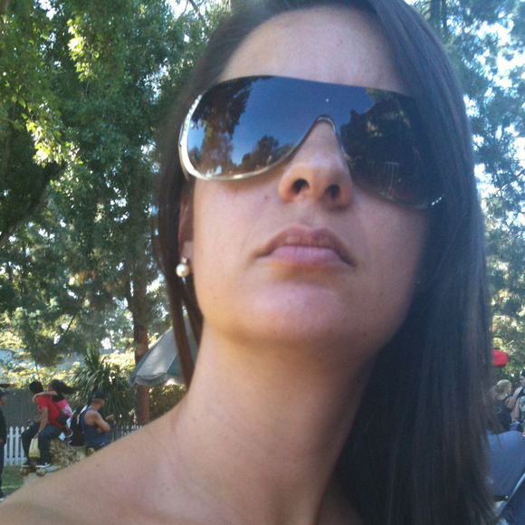 Poshmark profile picture for @sivia