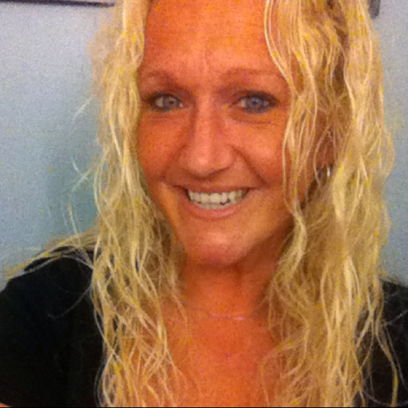 hollee31