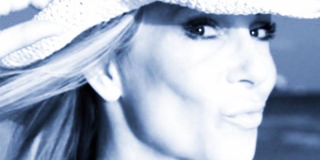 Poshmark banner for @carson
