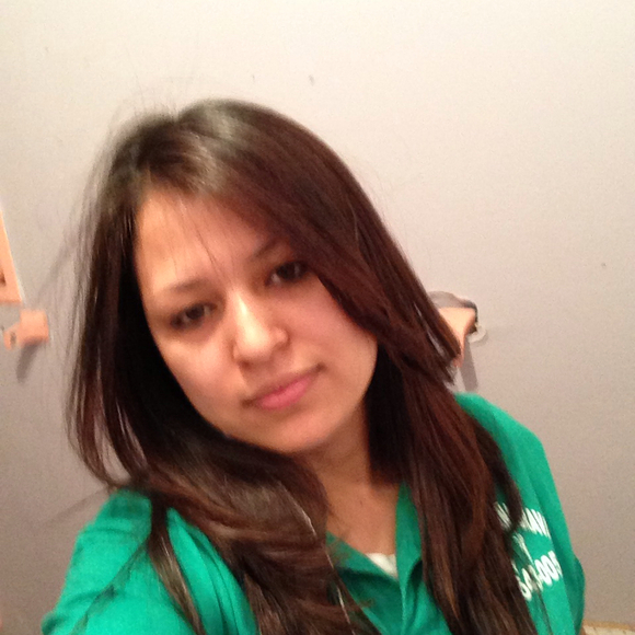Poshmark profile picture for @dea