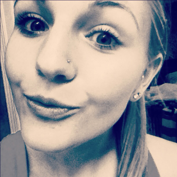 kara_