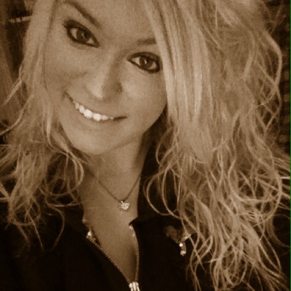 x0brookeashley