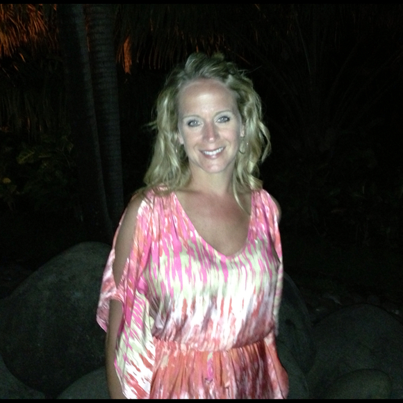 Poshmark profile picture for @wmd