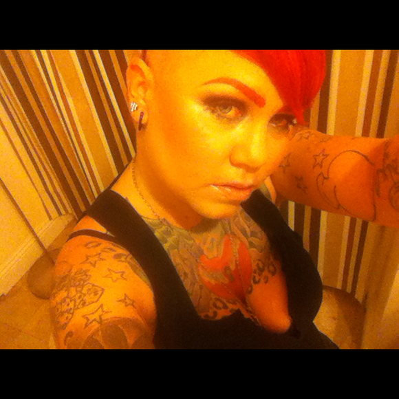 tattedwhytegurl