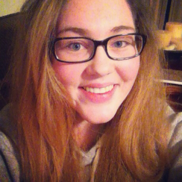Poshmark profile picture for @ashland