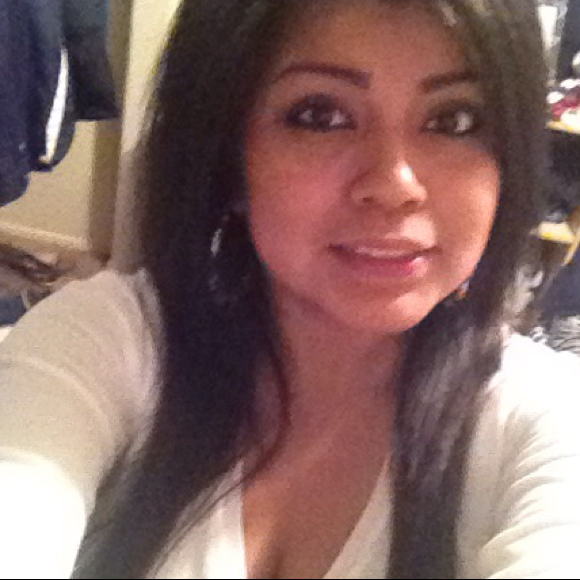 Poshmark profile picture for @oro