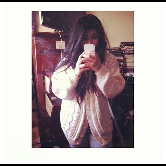 Poshmark profile picture for @mayflowers