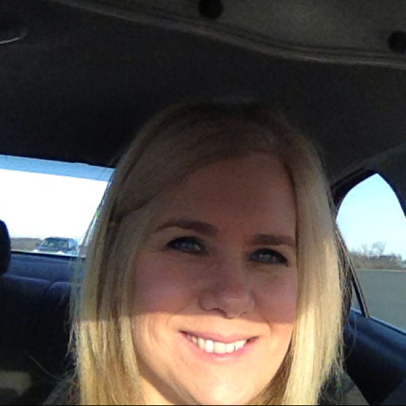 Poshmark profile picture for @favored