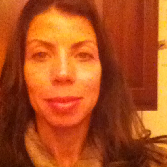 Poshmark profile picture for @margarida